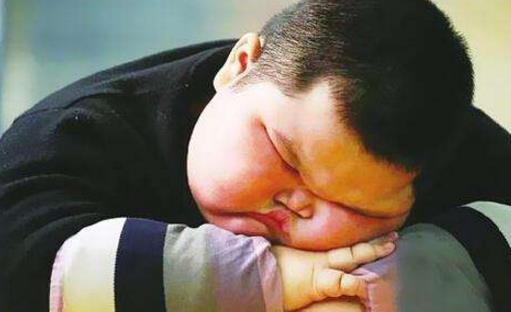 想减肥成功要忌口奶茶 喝奶茶为什么不利于减肥 喝奶茶为什么不利于减肥 日常减肥喝什么饮料好 为什么喝绿茶可以减肥