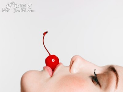警惕！夏季减肥吃水果不可大意